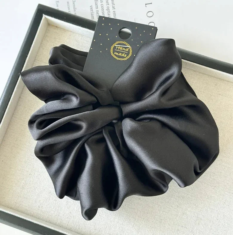 Σατέν Scrunchie σε διάφορα χρώματα