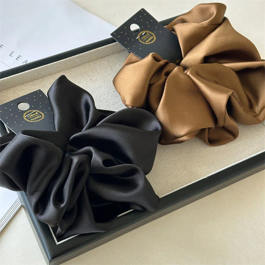 Σατέν Scrunchie σε διάφορα χρώματα