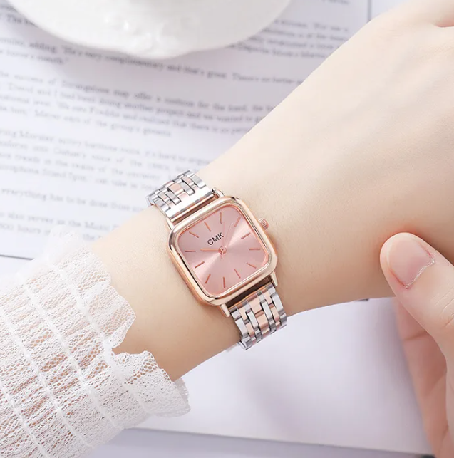 ginaikeio roloi asimi me rose gold tetragono